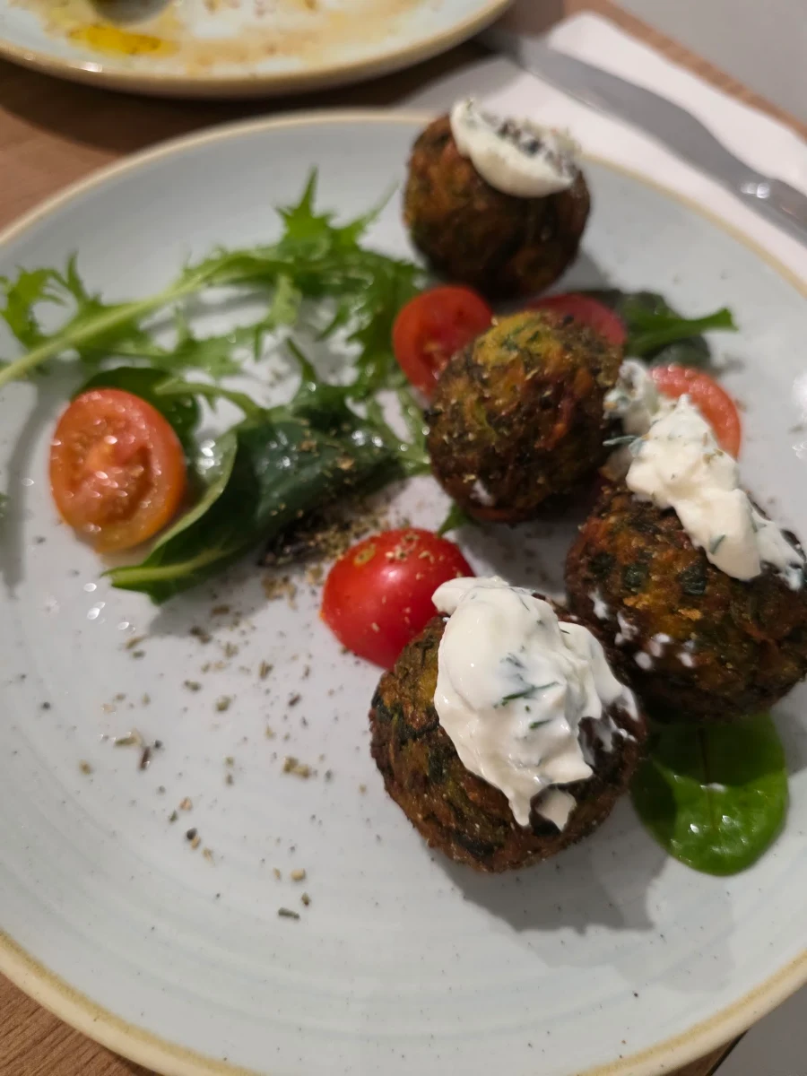 Food & drink, Icarus Greek Restaurant