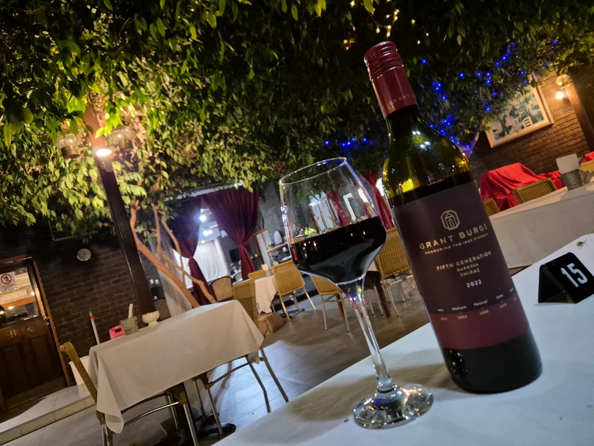 Food & drink, Bistro Nomad