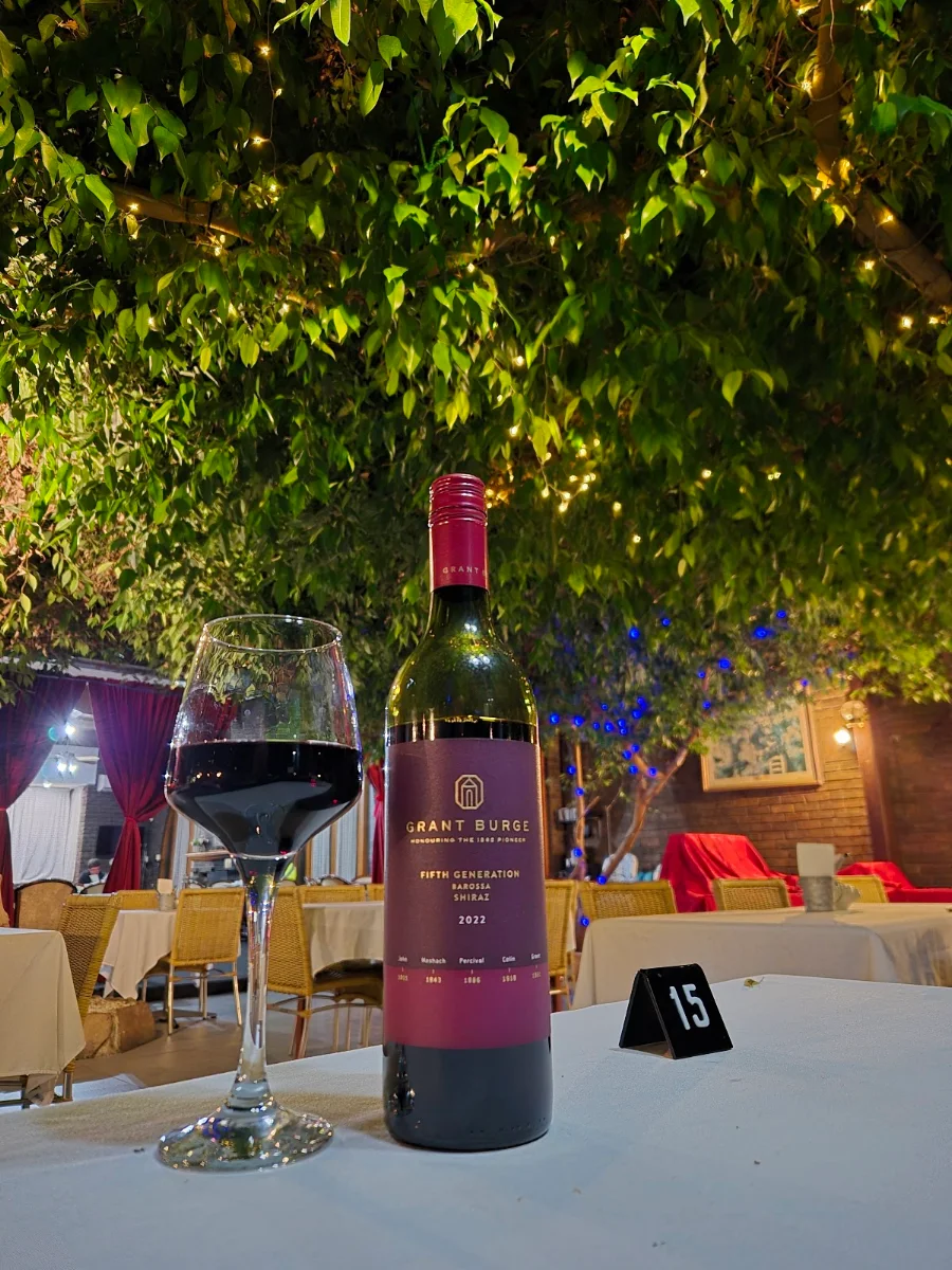 Food & drink, Bistro Nomad