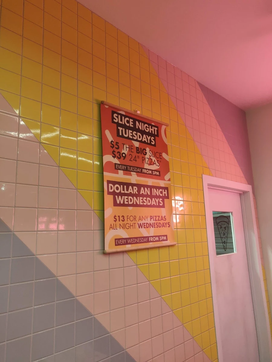 Menu, Duke Pizza