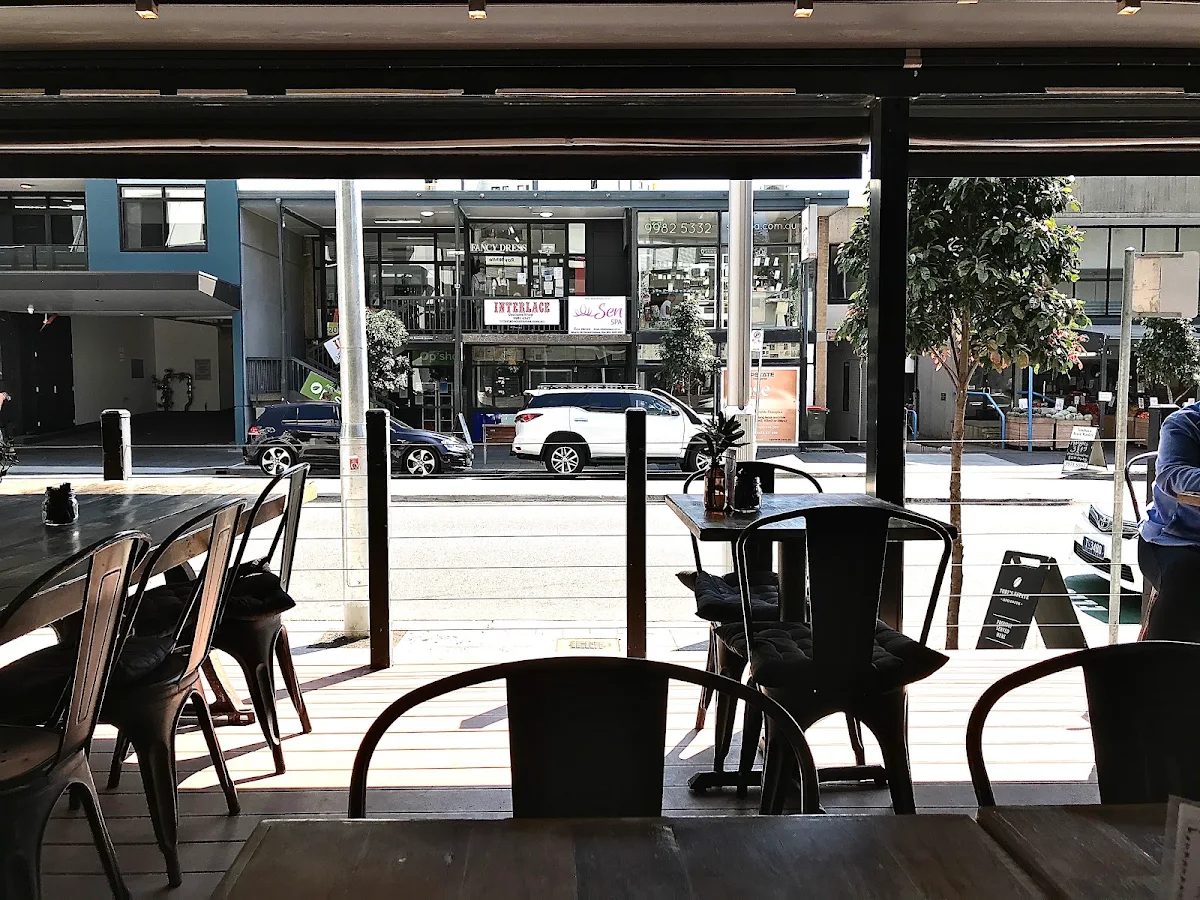 Vibe, Twist Espresso & Wine