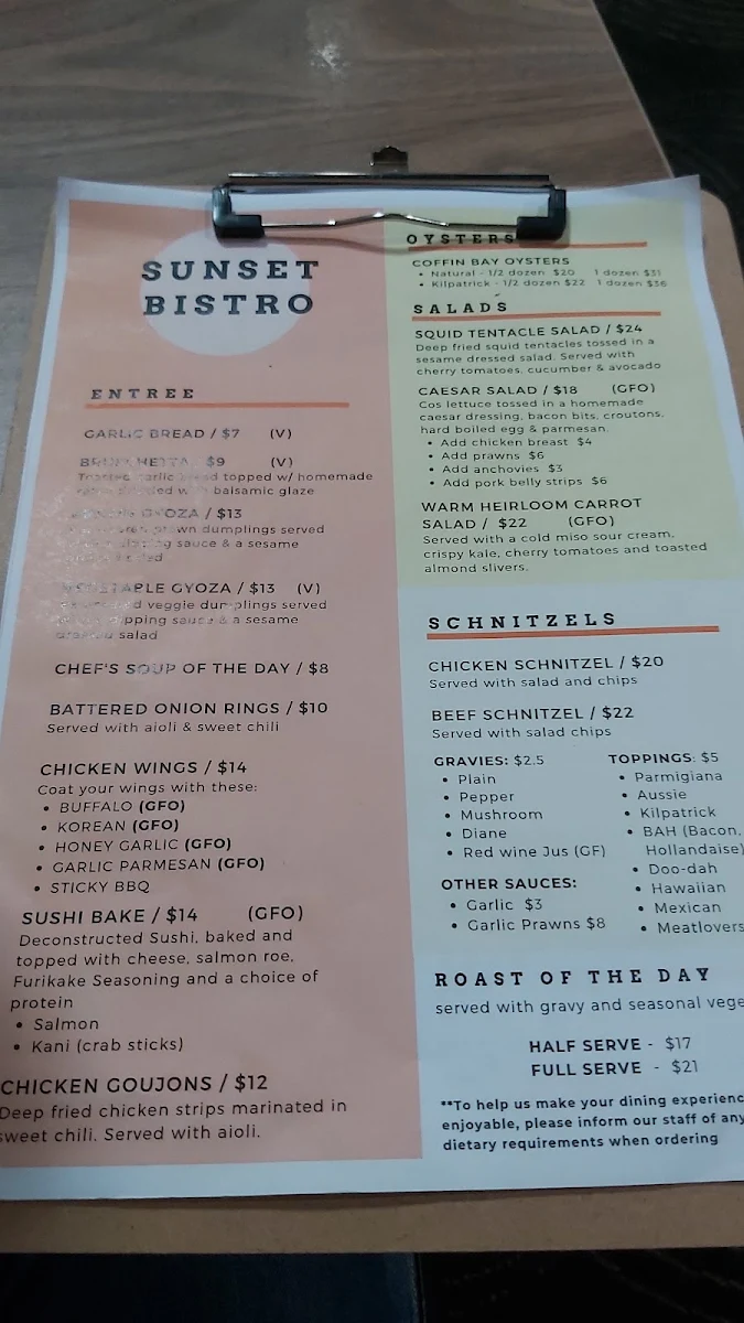 Menu, Sundowner Hotel