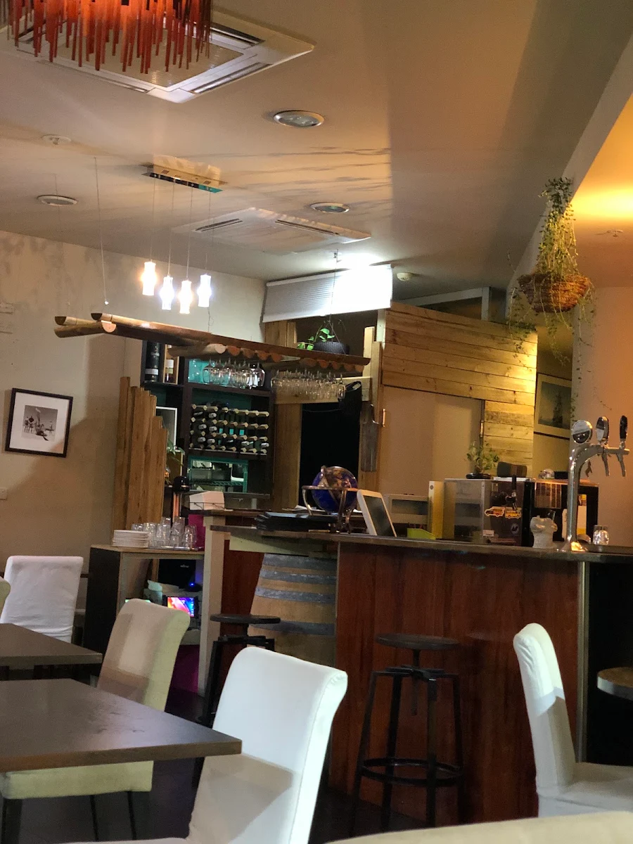 Vibe, The Crystal Restaurant n Bar