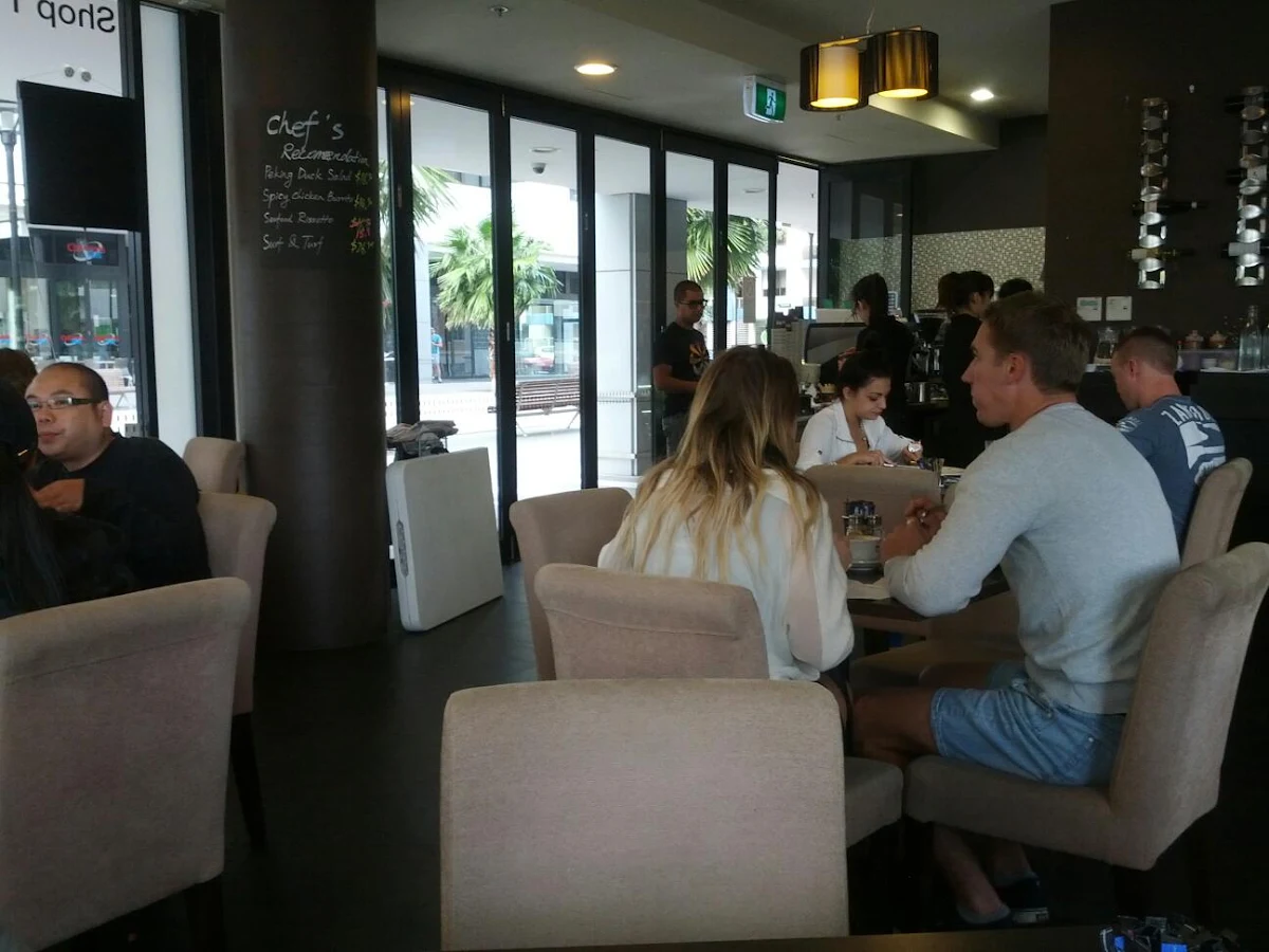 Vibe, The Crystal Restaurant n Bar