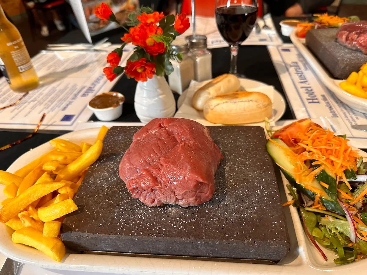 Food & drink, Hotel Australia