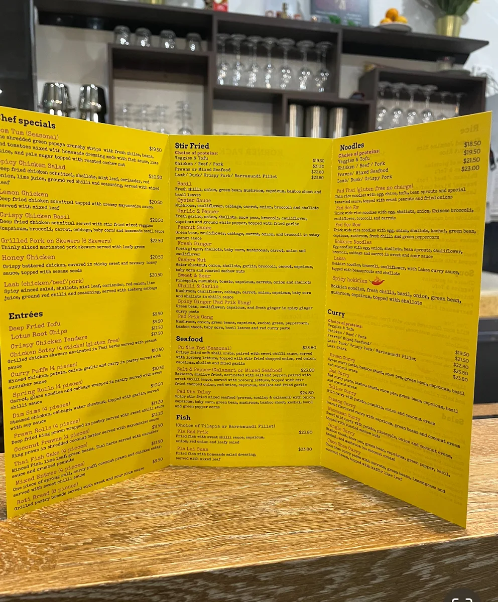 Menu, Thai Korner Pimpama City Centre