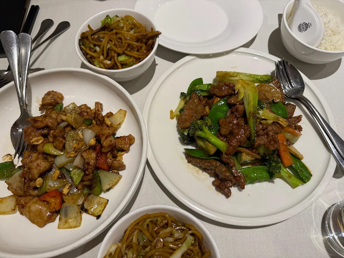 Food & drink, Me Wah Restaurant