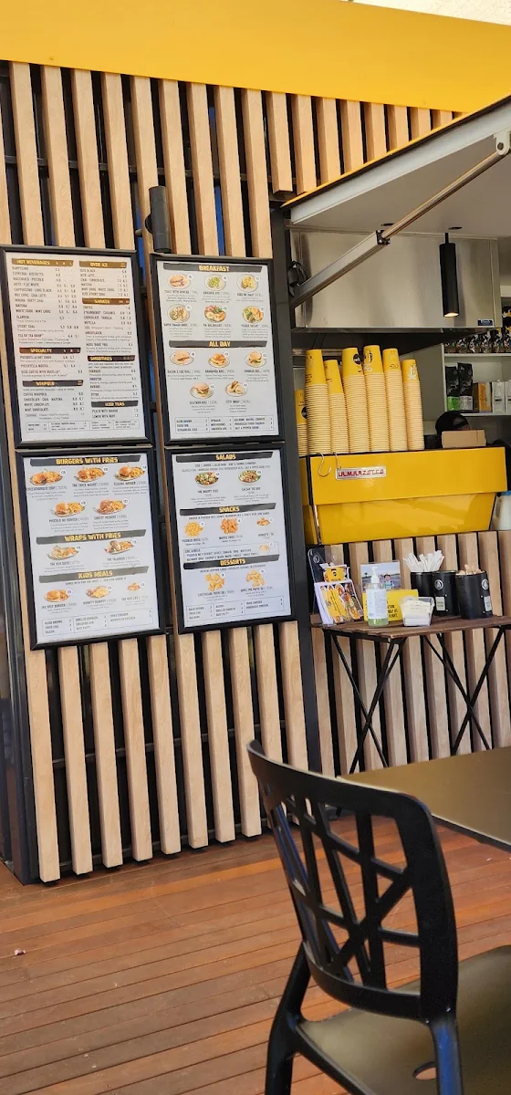 Menu, Piccolo Me Bankstown Airport