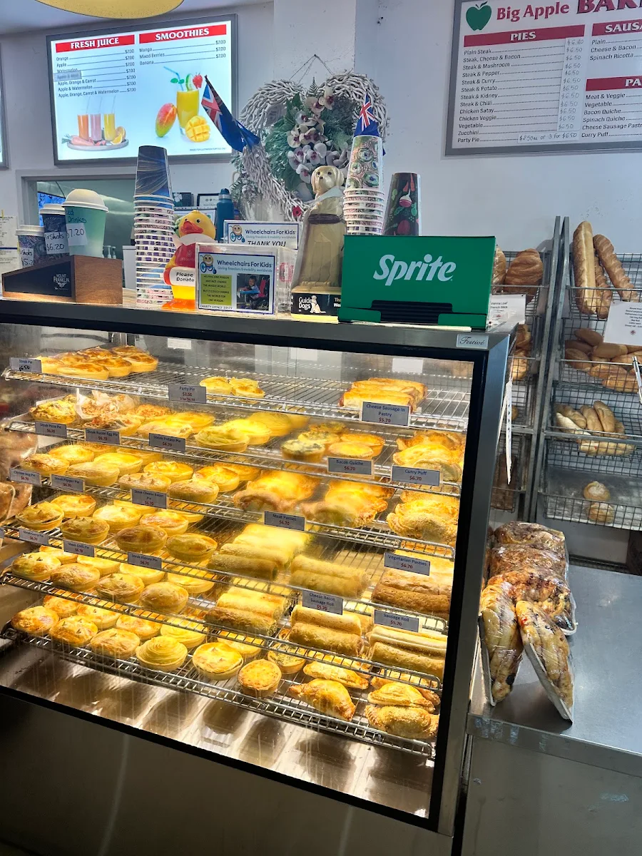 Vibe, Big Apple Bakery