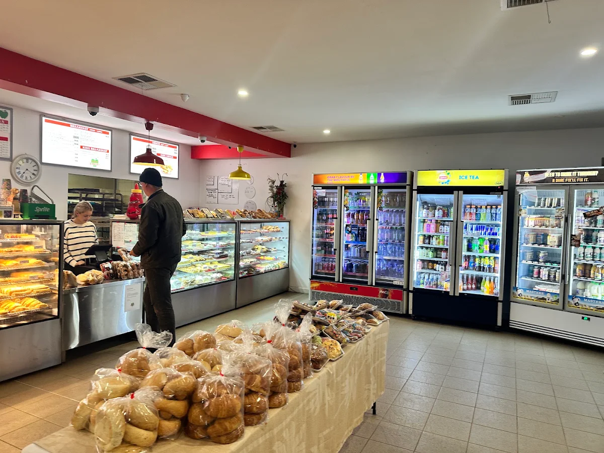 Vibe, Big Apple Bakery