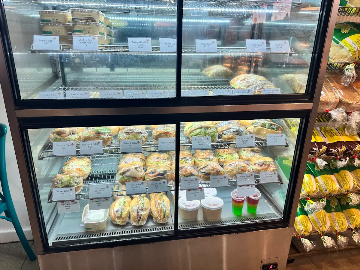 Vibe, Big Apple Bakery