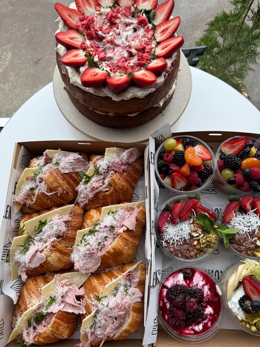 Food & drink photo 8