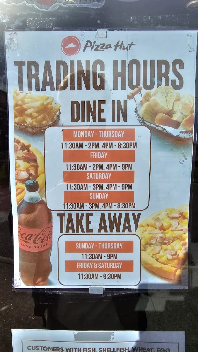 Menu, Pizza Hut St Andrews Restaurant