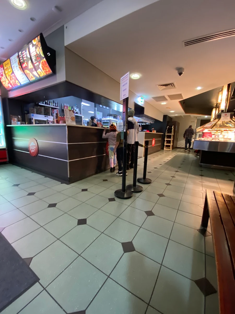Vibe, Pizza Hut St Andrews Restaurant