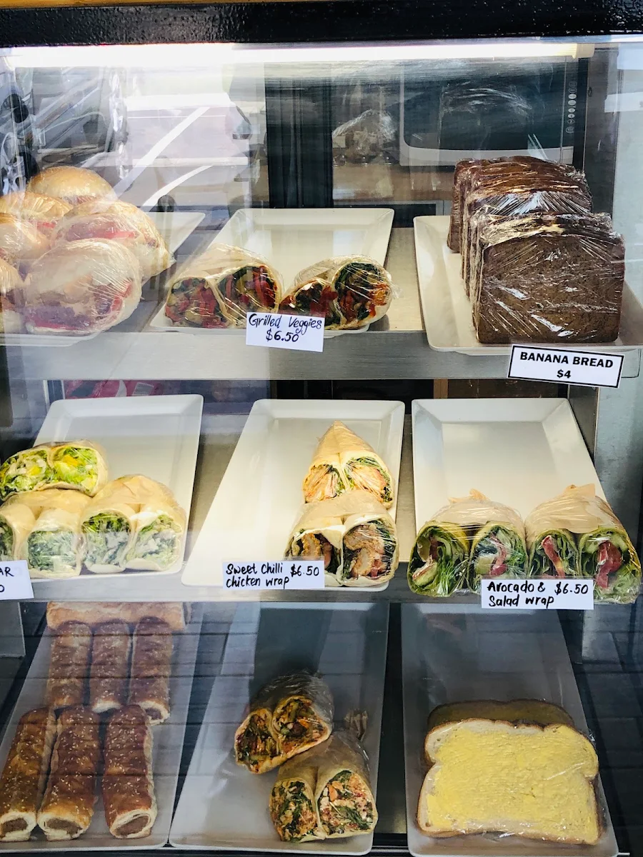 Menu, Shades Foods ( ශ්‍රී ලාංකීය රස පදම )