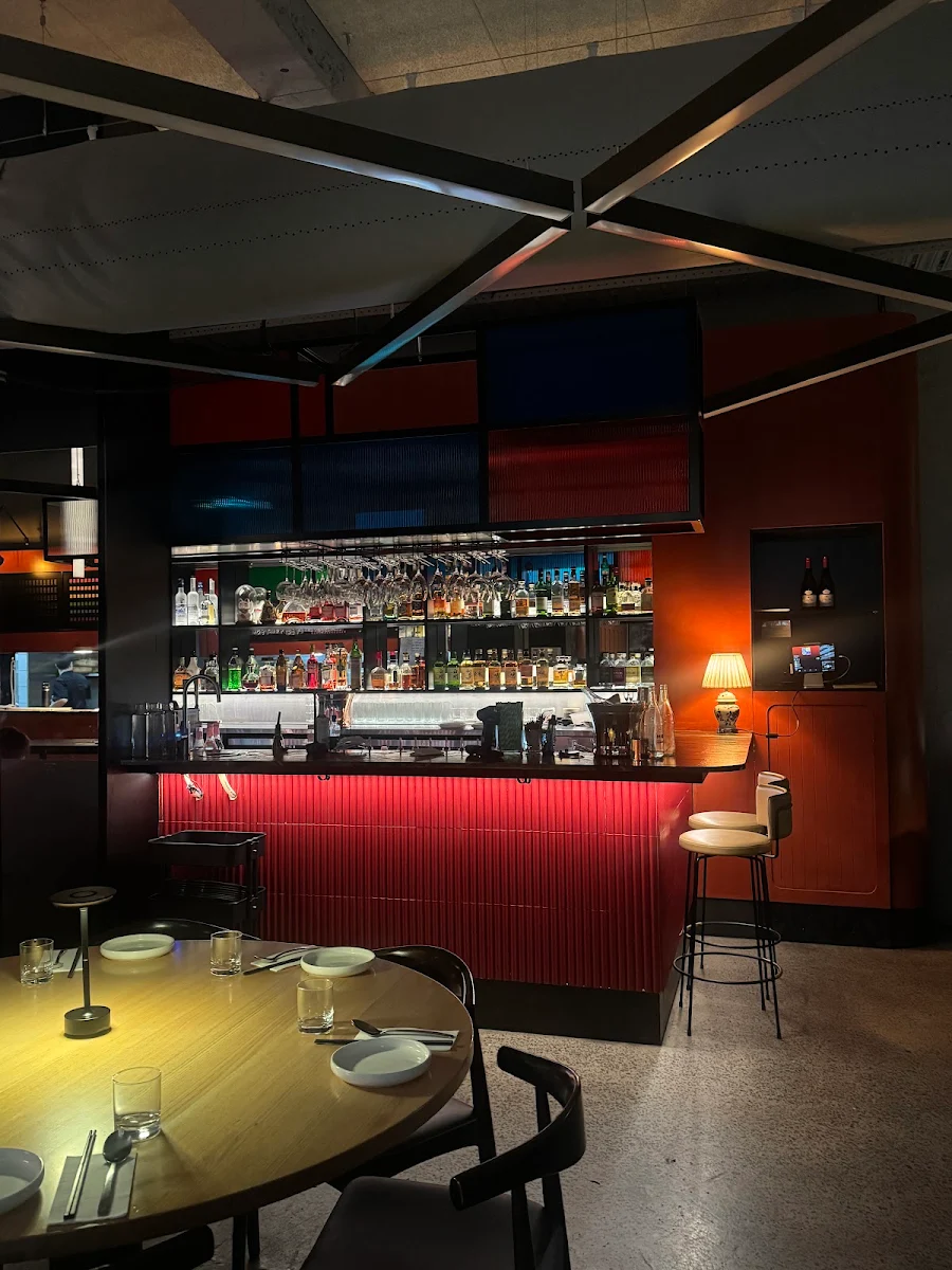 Vibe, Yum Sing House Restaurant