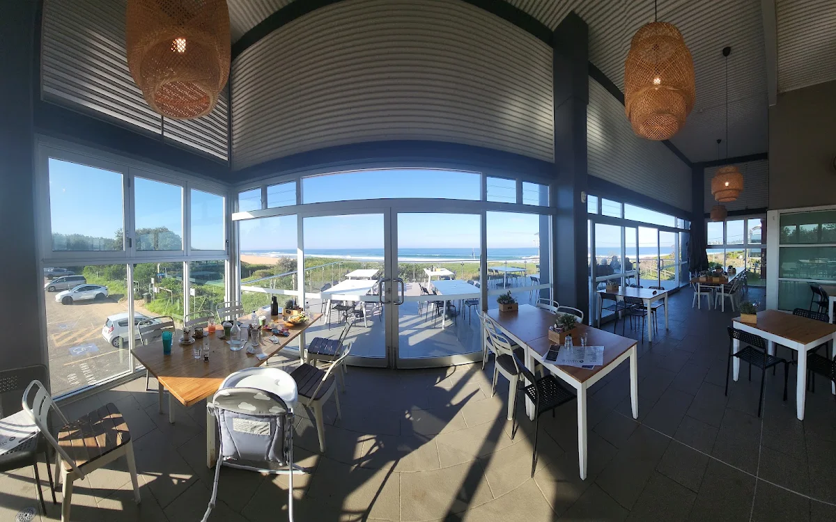 Vibe, Wamberal Ocean View Cafe