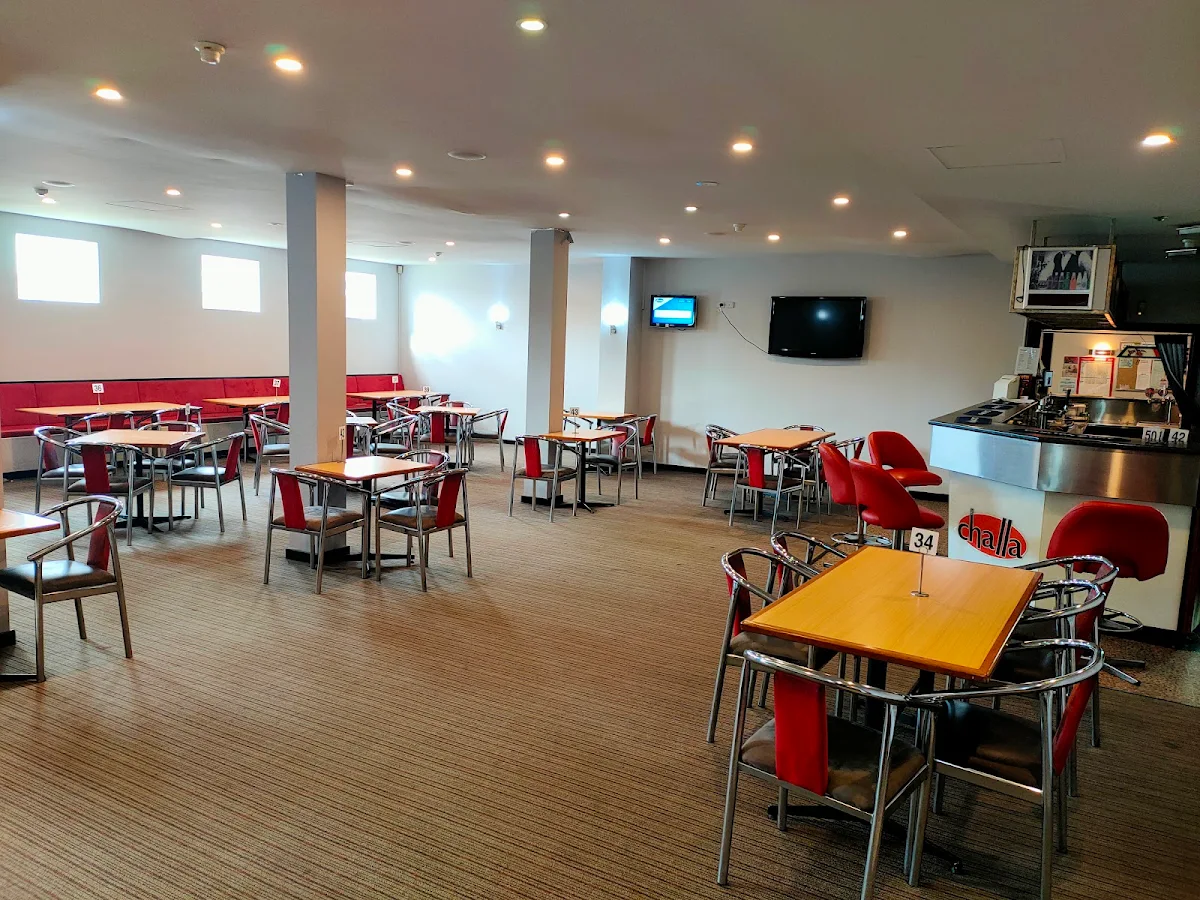 Vibe, Challa Gardens Hotel