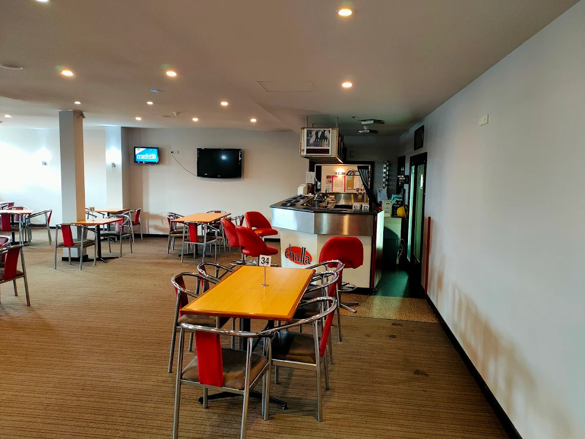 Vibe, Challa Gardens Hotel