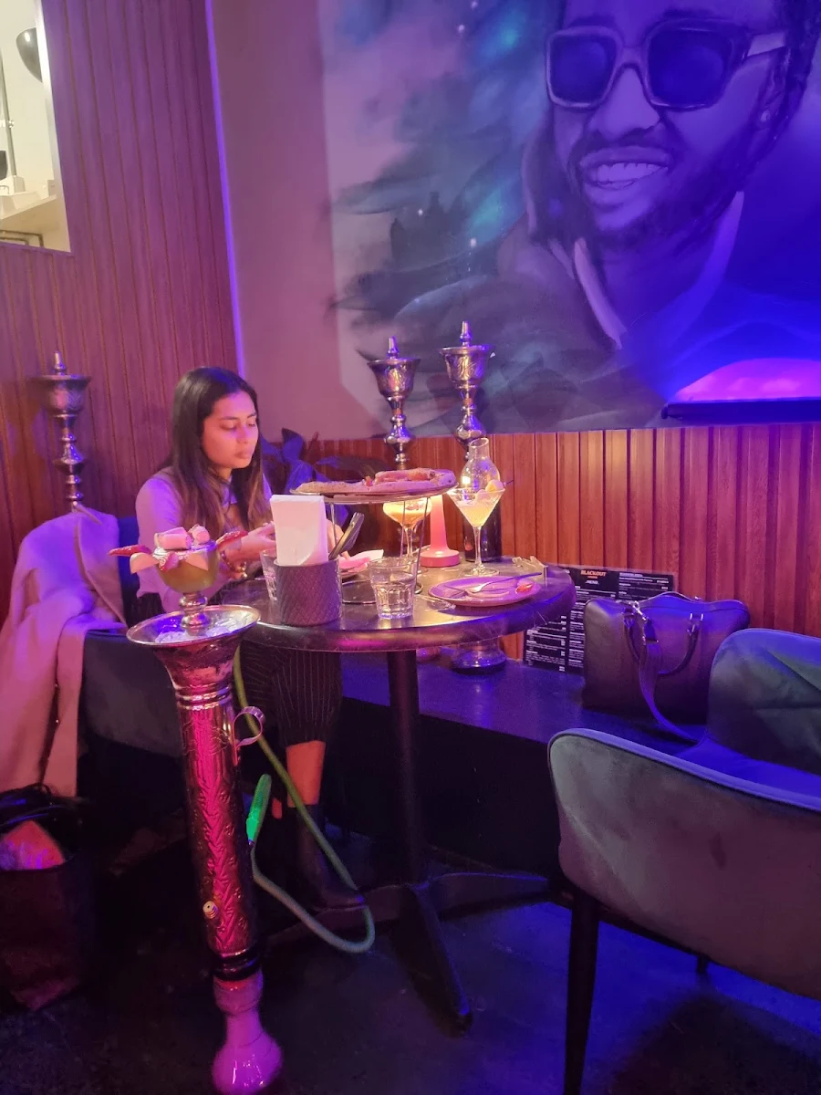 Vibe, Blackout Restaurant and Lounge