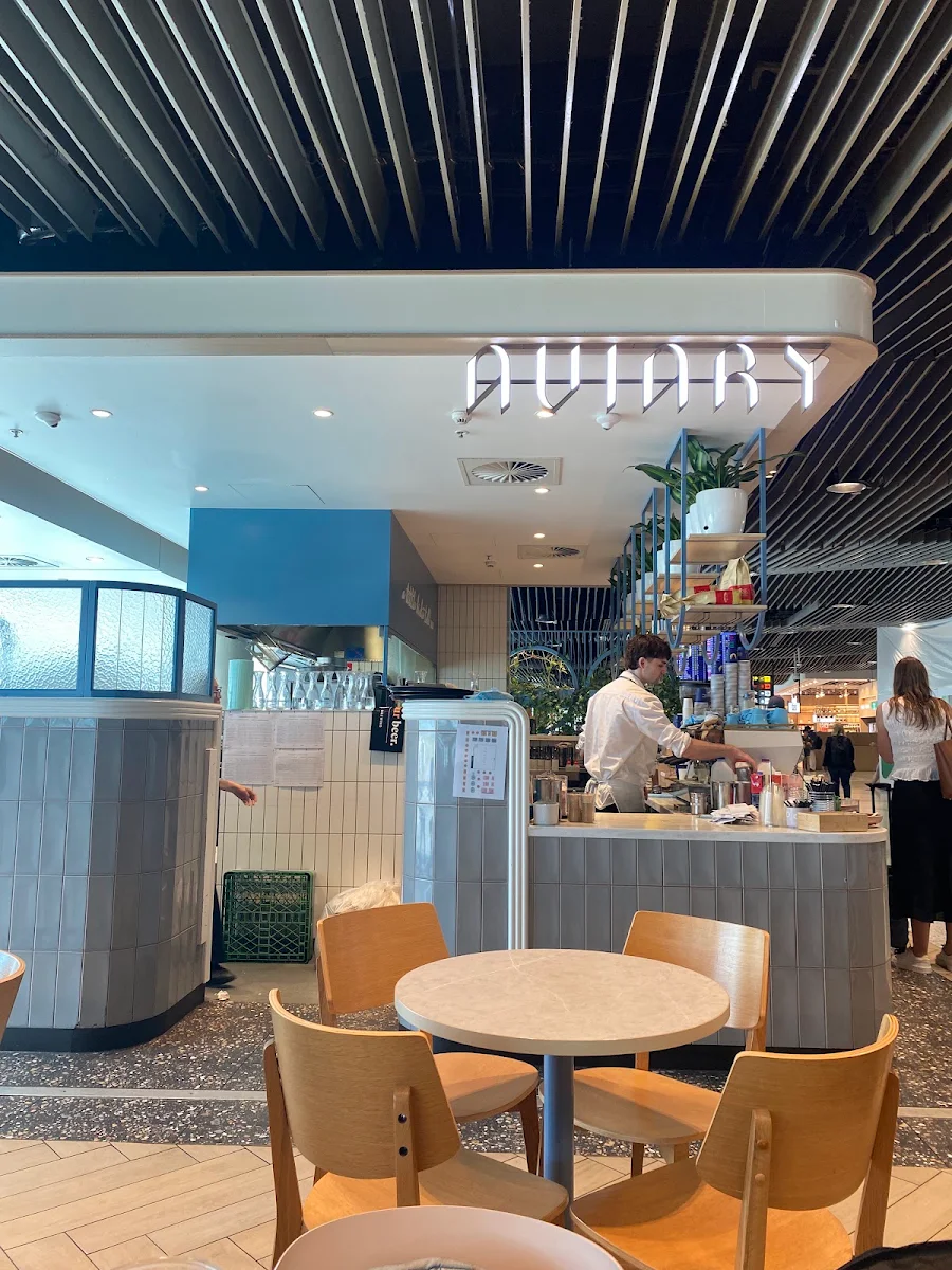 Vibe, The Aviary Cafe Bar