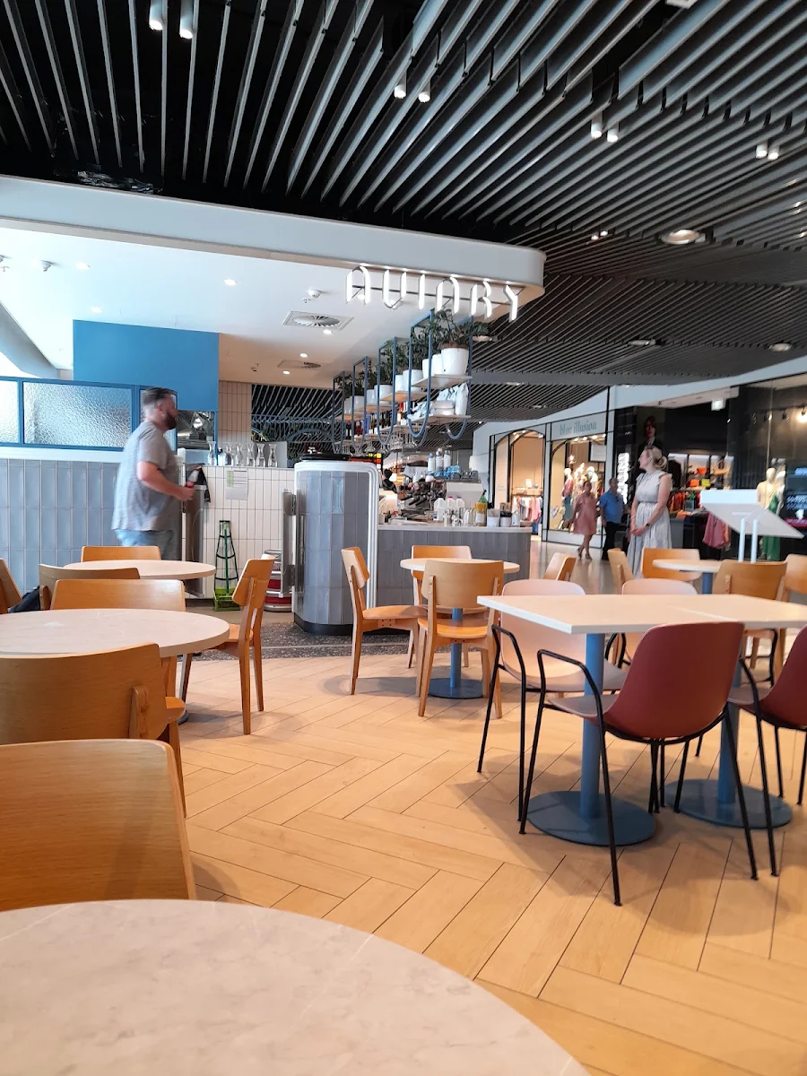 Vibe, The Aviary Cafe Bar