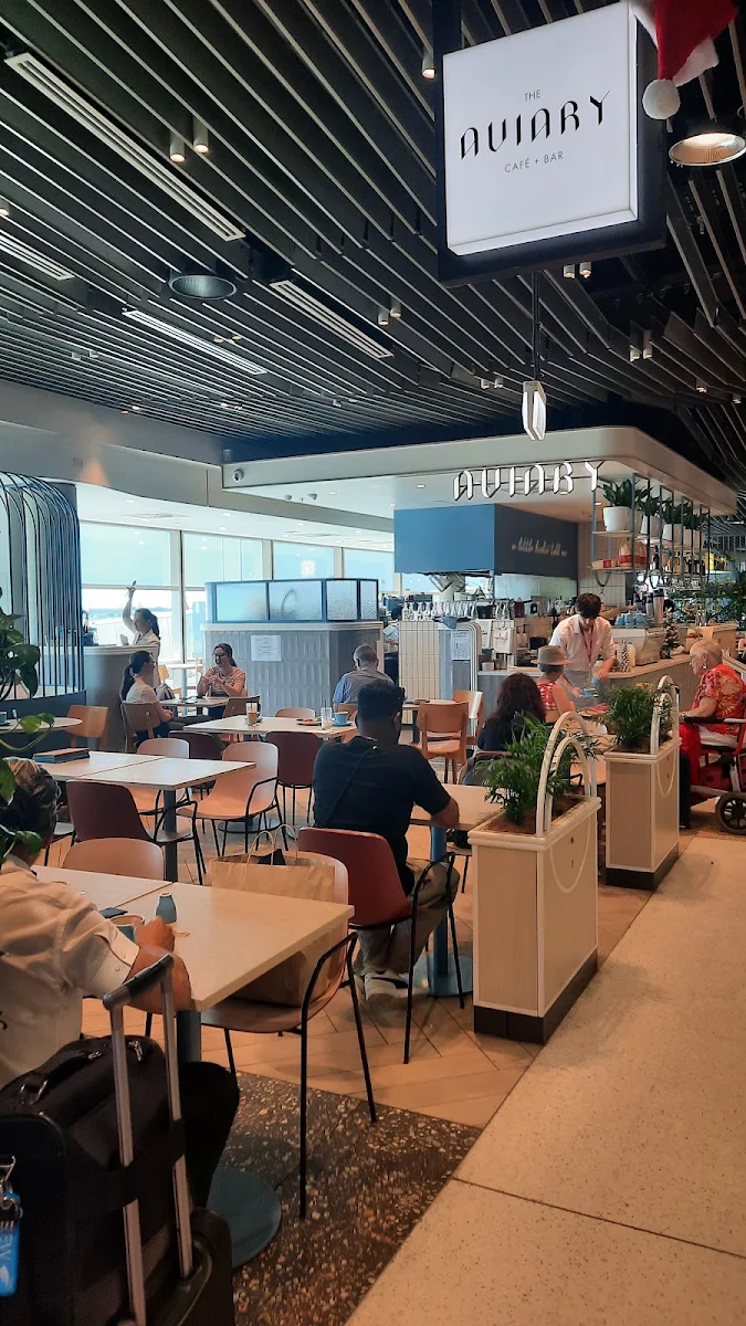 Vibe, The Aviary Cafe Bar
