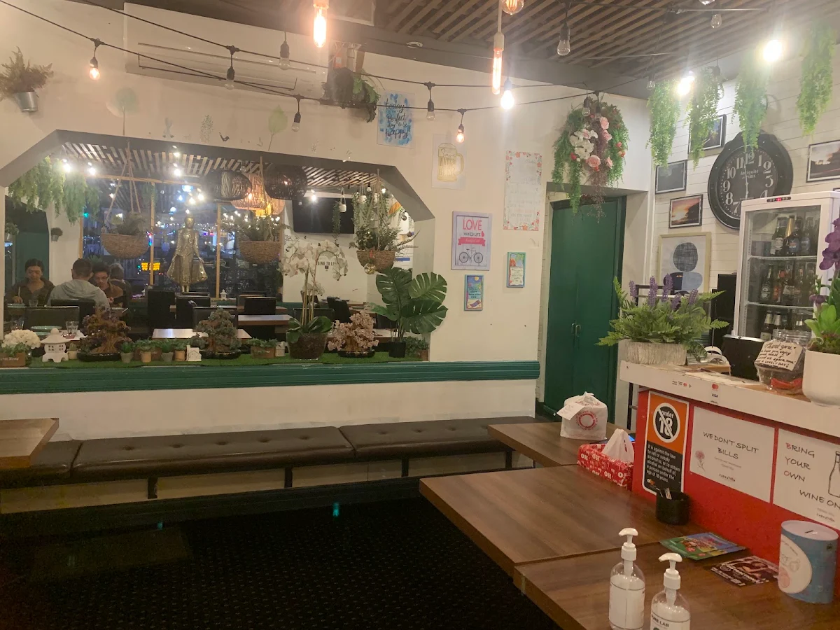 Vibe, Carnation Thai Restaurant Wollongong