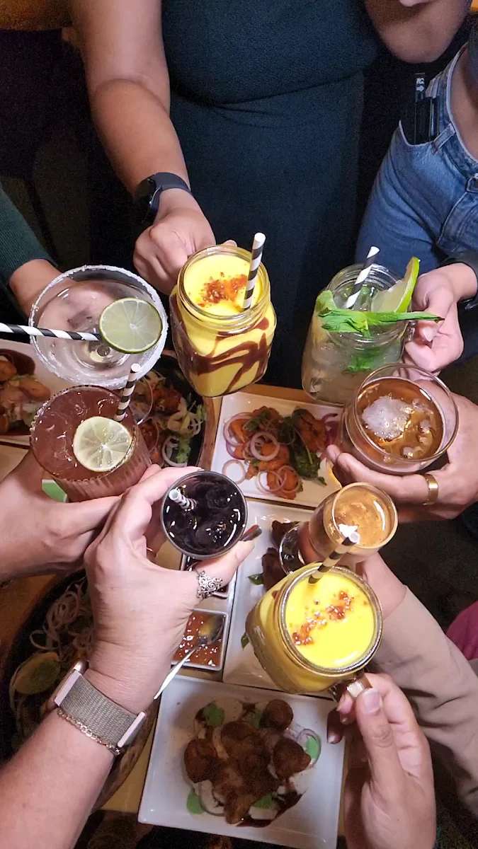 Food & drink, Two Fat Uncles