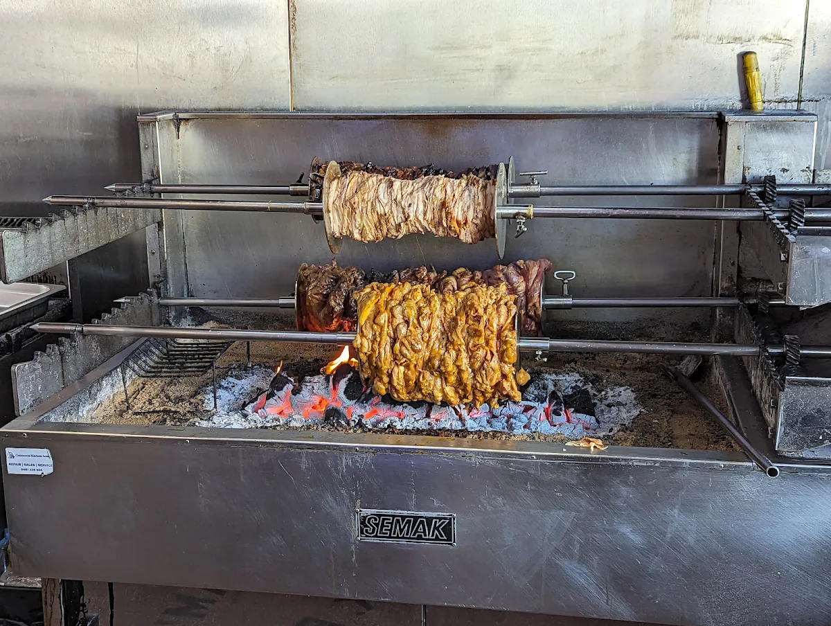 Vibe, Souvlaki GR Thornbury