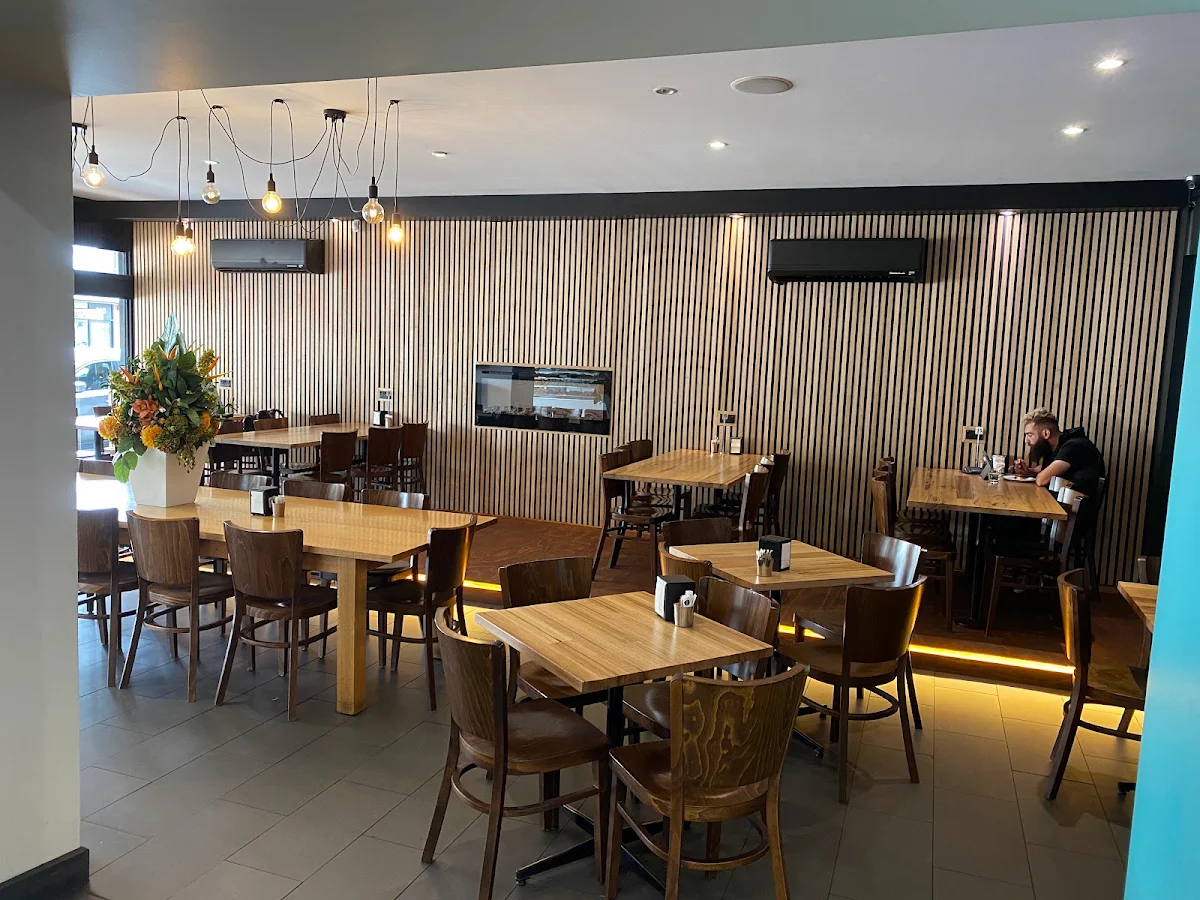 Vibe, Souvlaki GR Thornbury