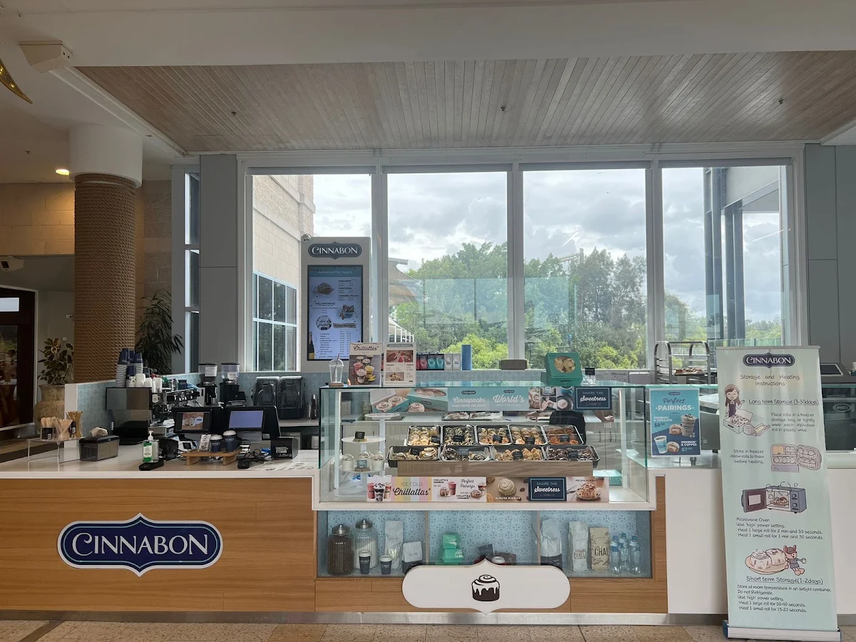 Vibe, Cinnabon Sunshine Plaza