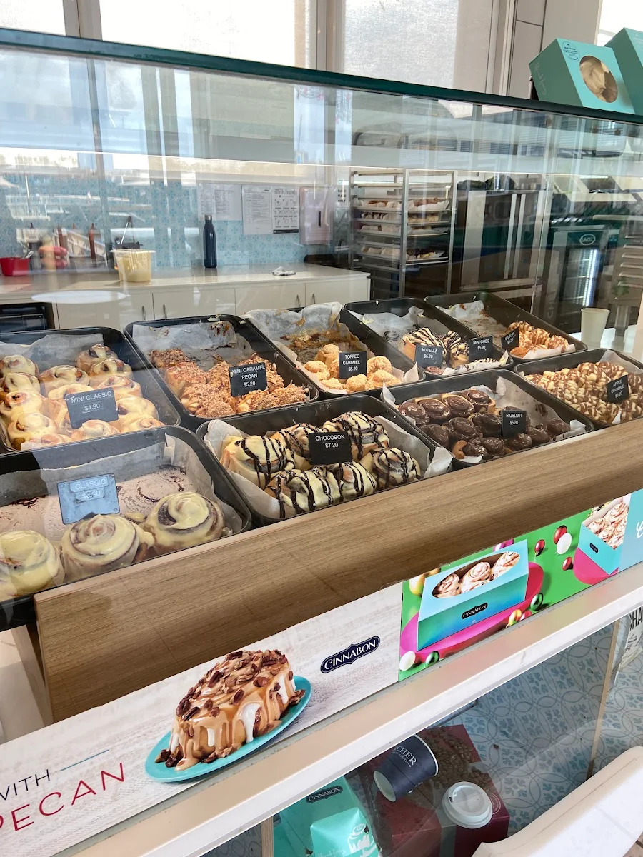 Vibe, Cinnabon Sunshine Plaza