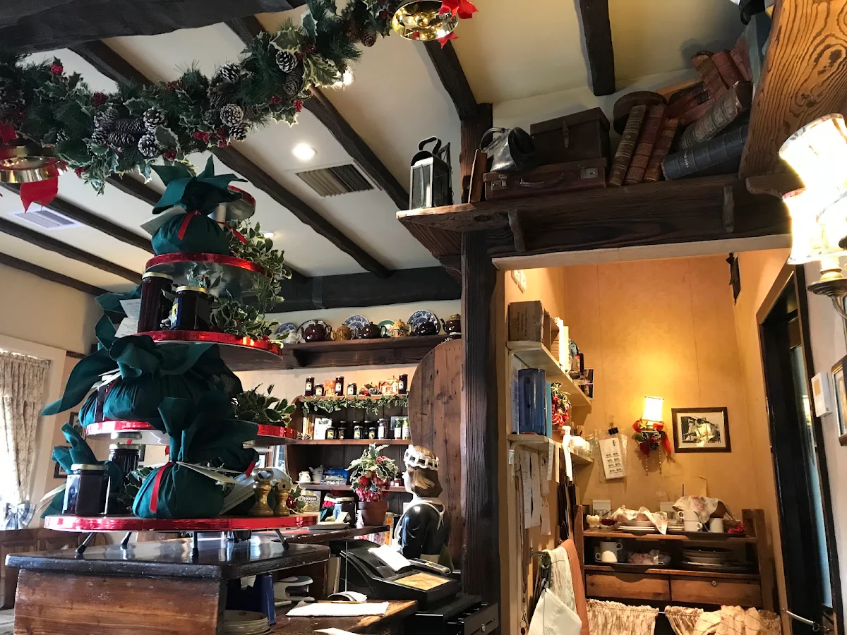 Vibe, Miss Marple's Tearoom