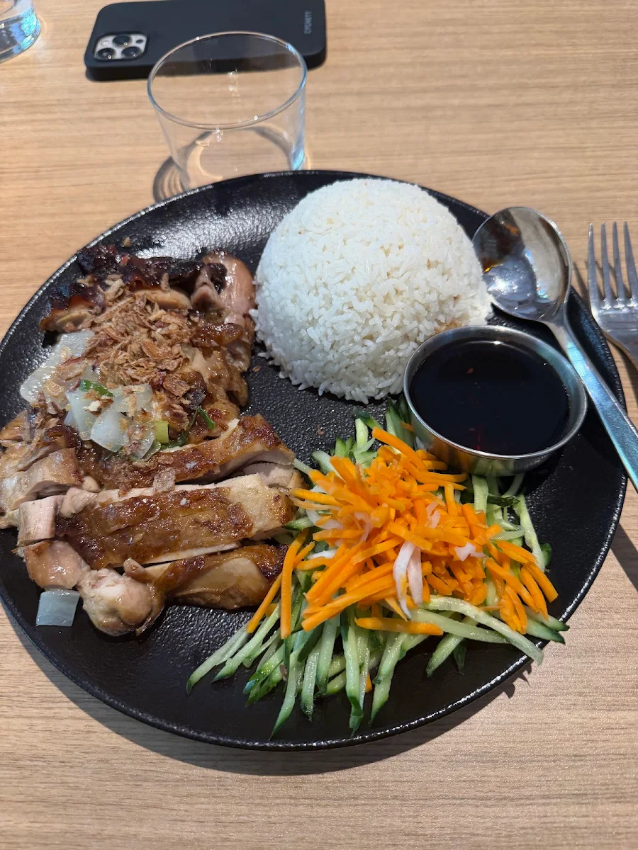 Food & drink, Xin Chào