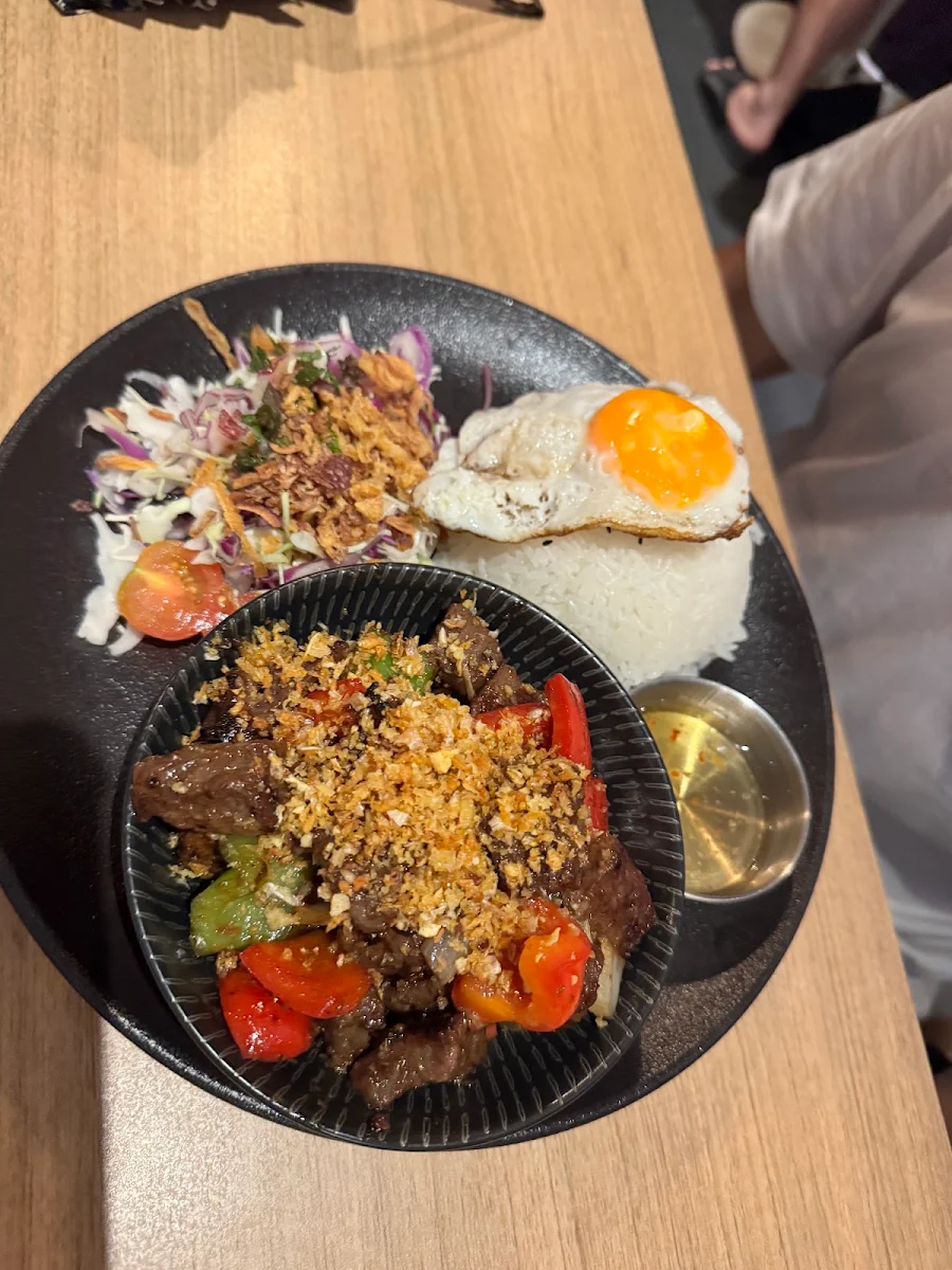 Food & drink, Xin Chào