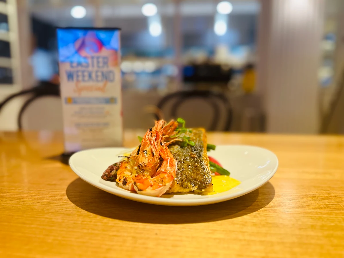 Food & drink, Strathfield Hotel