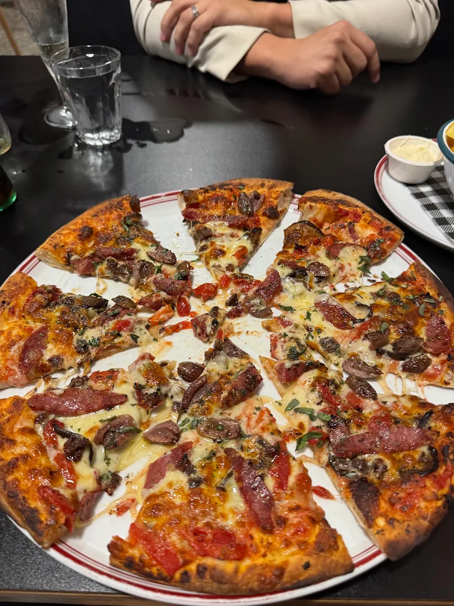Food & drink, Eight Slices Italian Kitchen