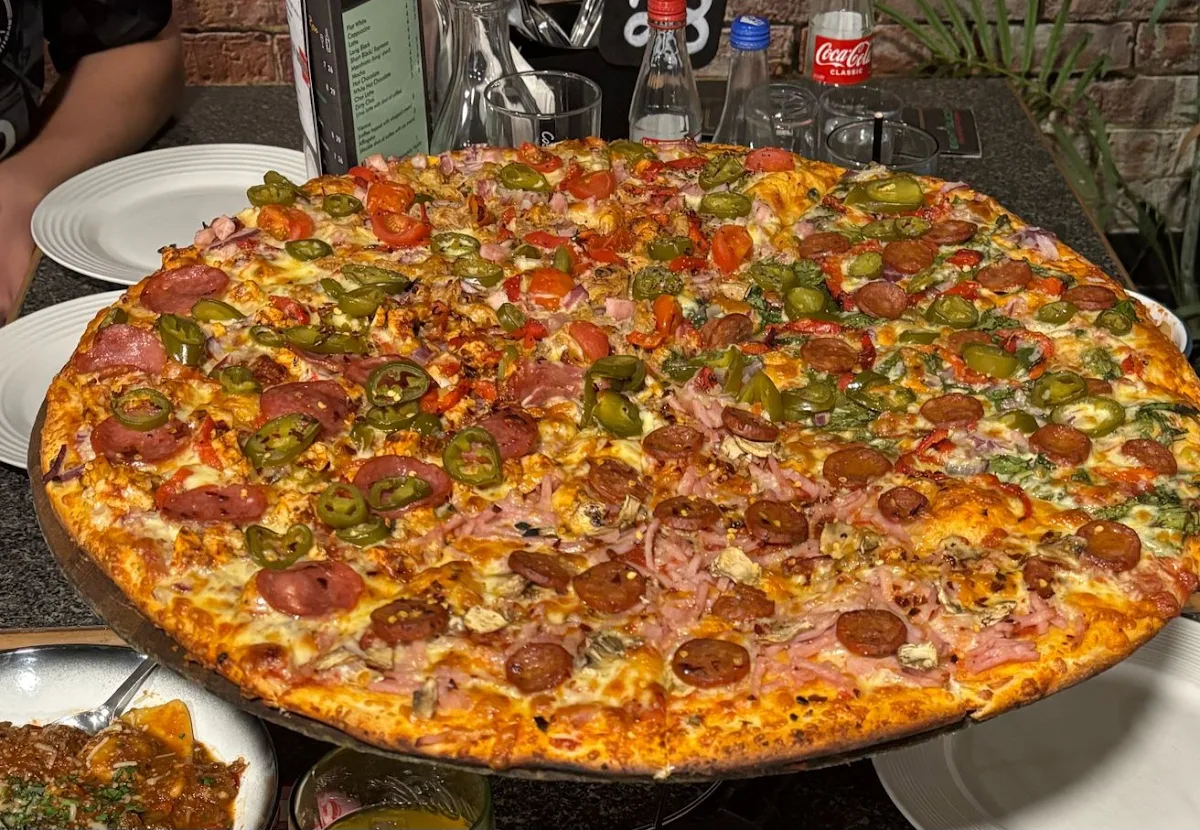 Food & drink, Eight Slices Italian Kitchen