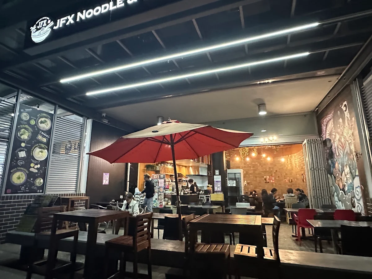 Vibe, JFX Noodle & Tapas Bar