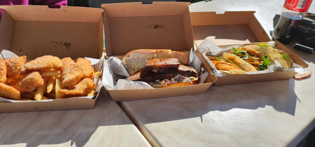 Food & drink, Husky Fresh Fish & Chip Co