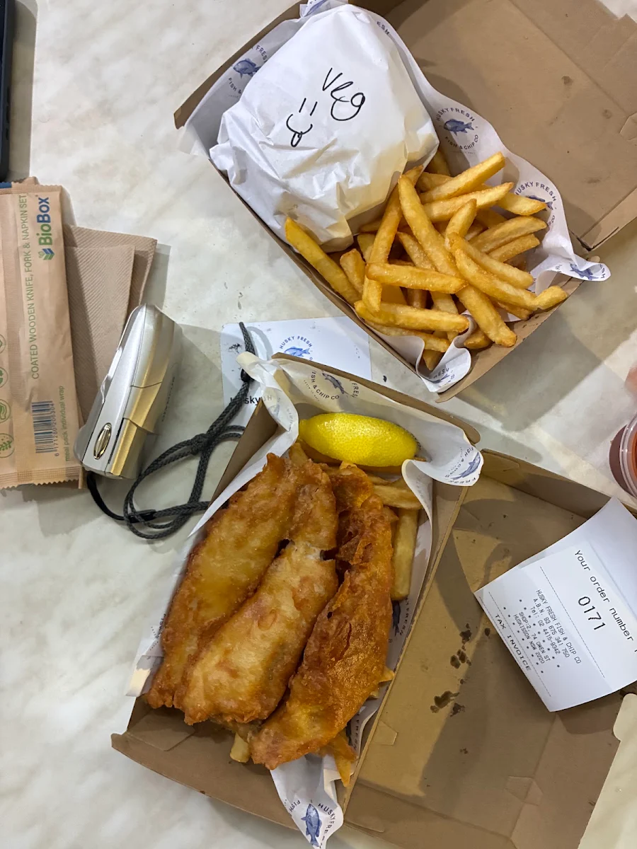 Food & drink, Husky Fresh Fish & Chip Co