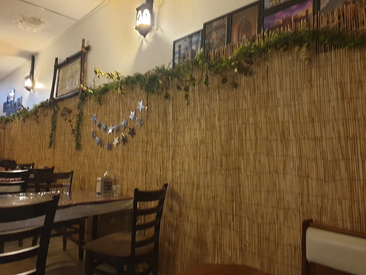Vibe, Lahori Gate Restaurant