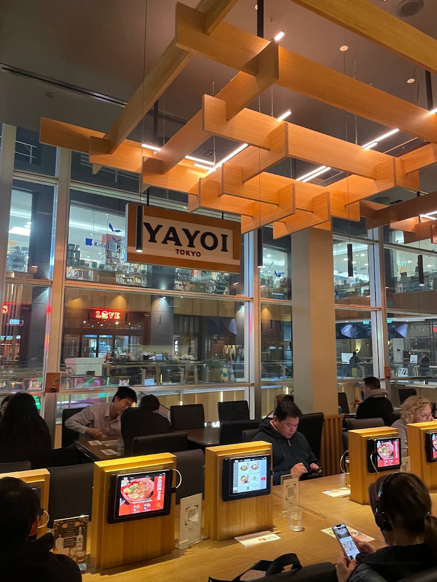 Vibe, YAYOI Galeries