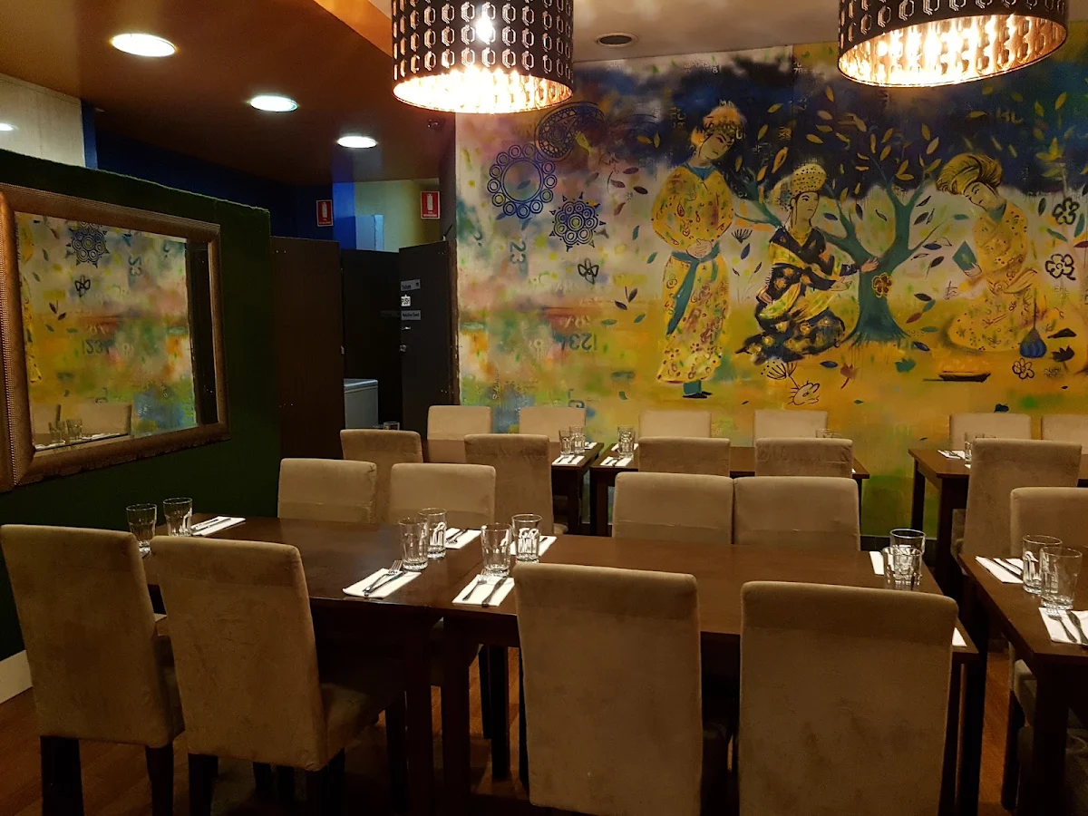Vibe, Himalaya Authentic Pakistani & Indian Restaurant