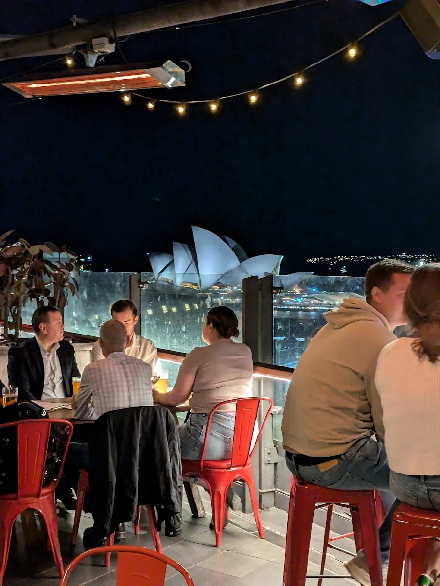 Vibe, The Glenmore Hotel