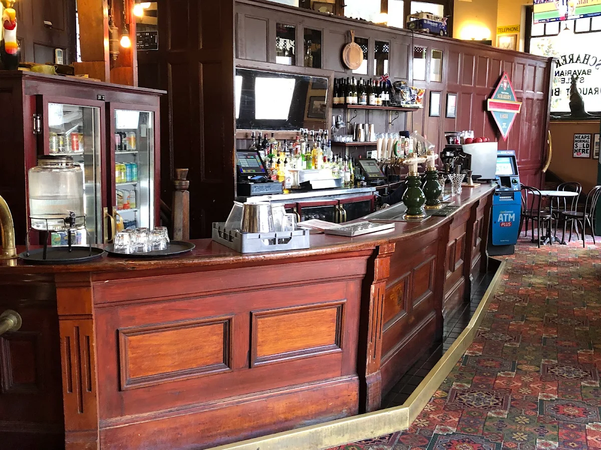 Vibe, The Glenmore Hotel