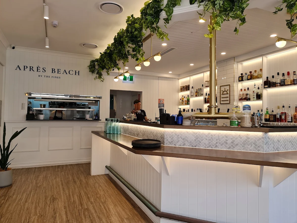 Vibe, The Pines Cronulla