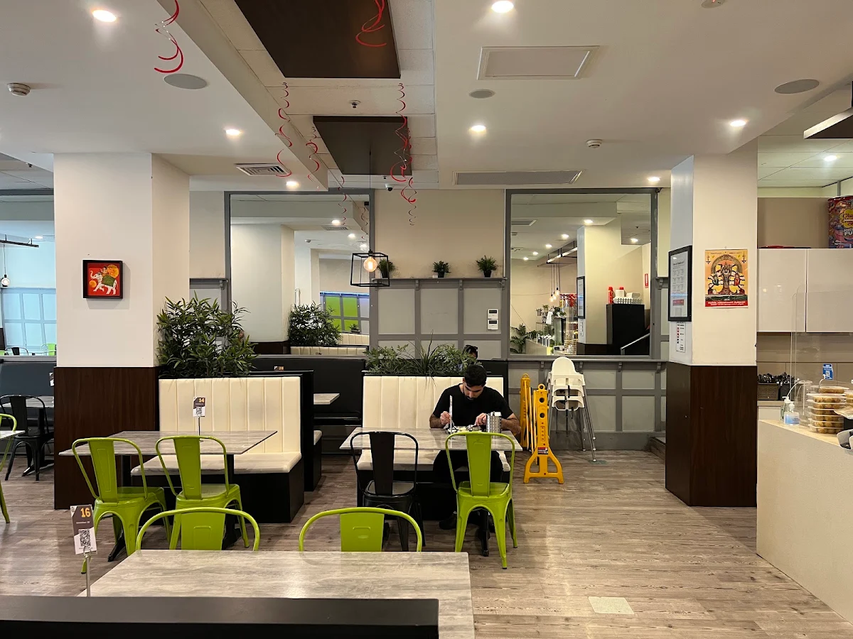 Vibe, Saravanaa Bhavan
