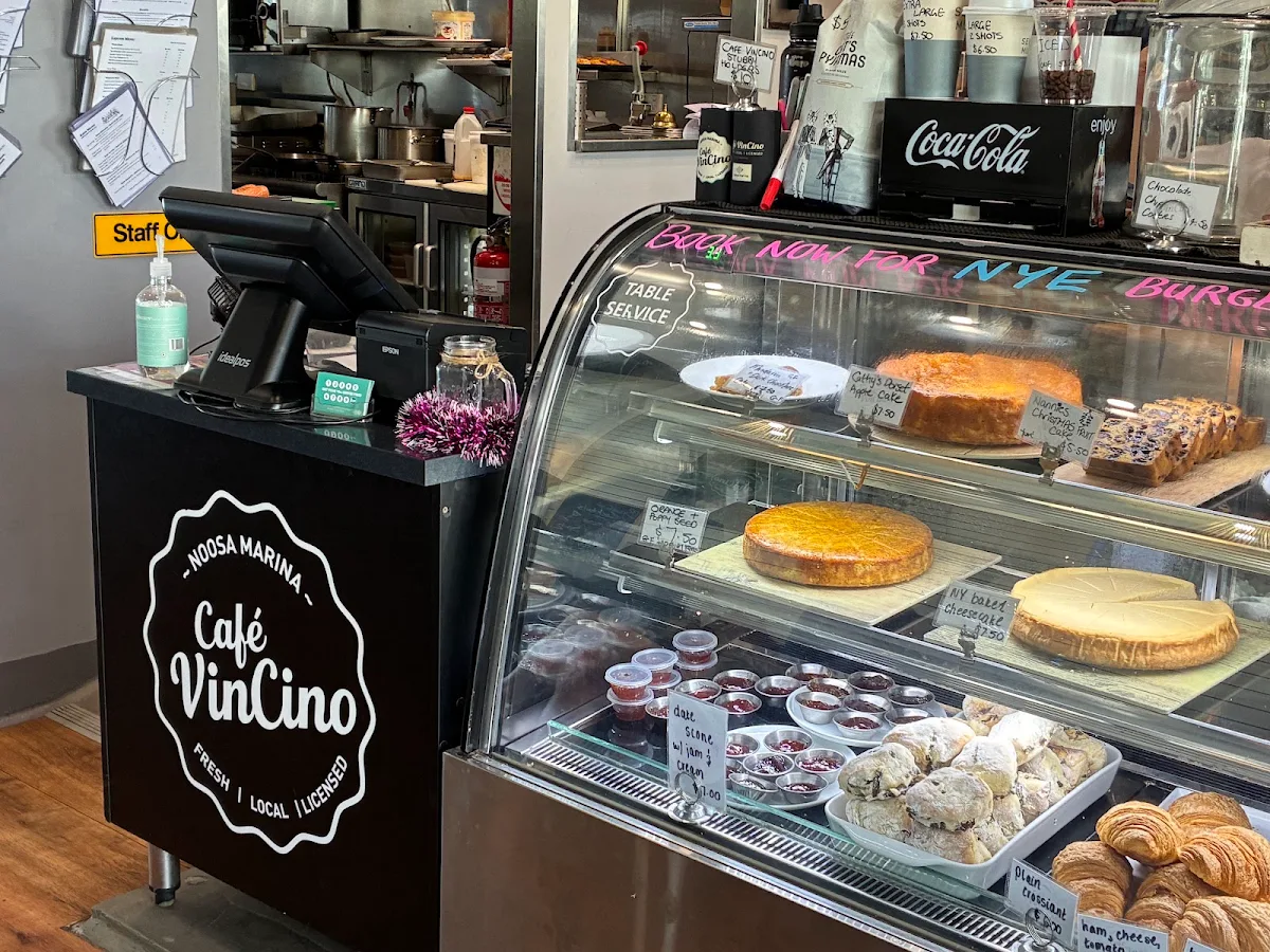 Vibe, Cafe VinCino